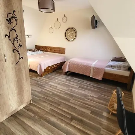 Δωμάτια σε οικογενειακή κατοικία Wierchowianka